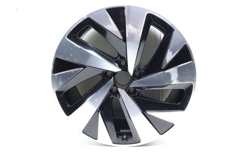 19" Inch Alloy Rim / Wheel 11K601025C — Used (SKU 692103)