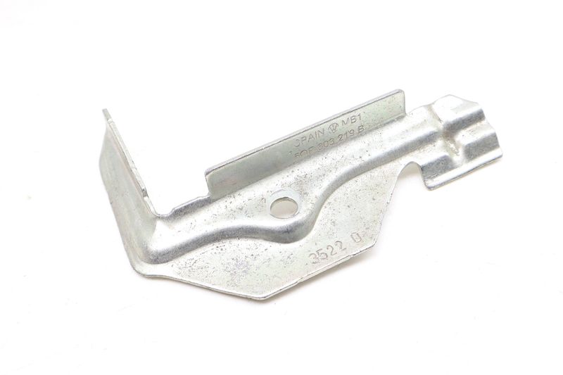 Battery Holder Clamp / Bracket 5QF803219B — Used (SKU 691660)