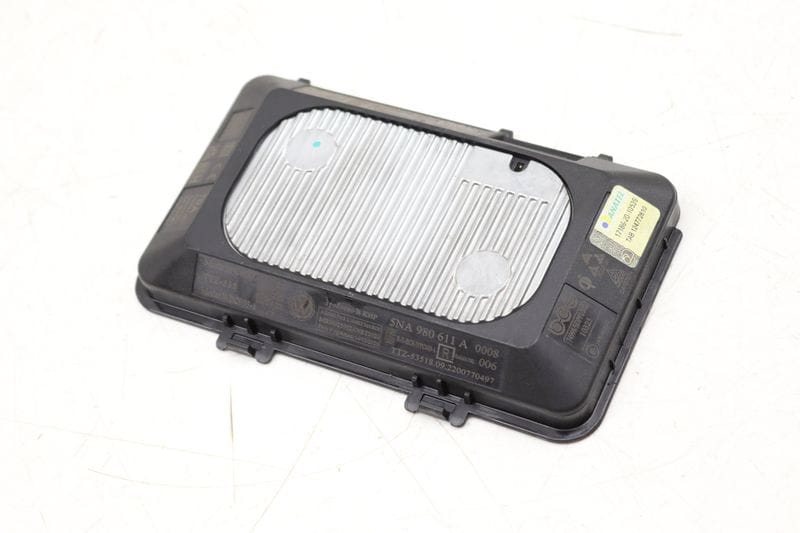 Cell Phone Wireless Charging Dock 5NA980611A — Used (SKU 551231)