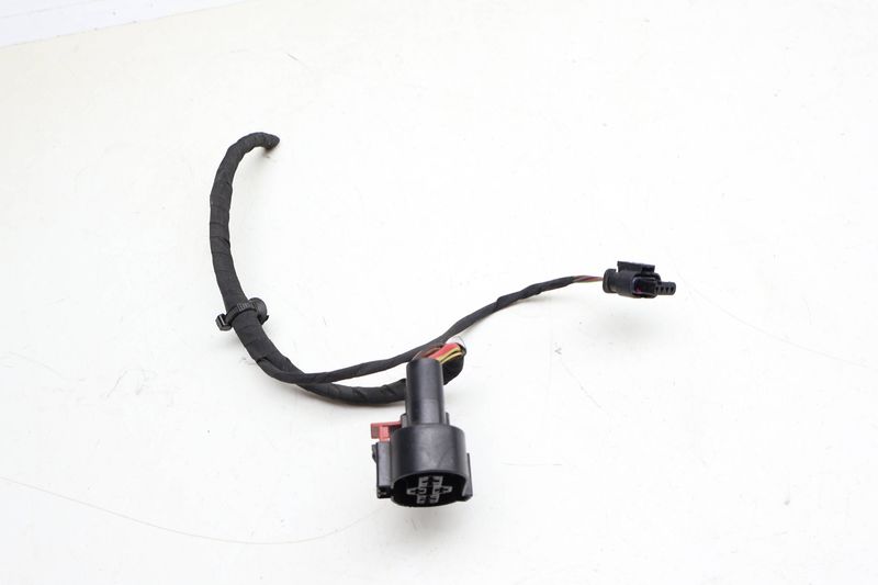 Electric Fan Wiring Connector / Pigtail (4-PIN) 1K0906234B — Used (SKU 692056)