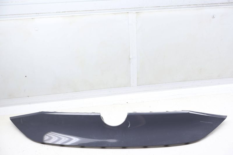 Bumper Cover Trim / Panel 11K807185D — Used (SKU 692113)