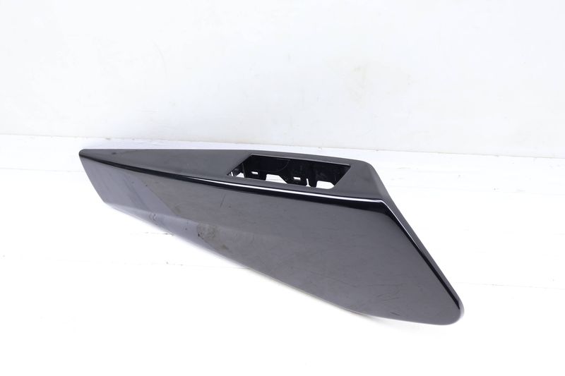Door Panel Trim Cover / Armrest 11K867197 — Used (SKU 691839)