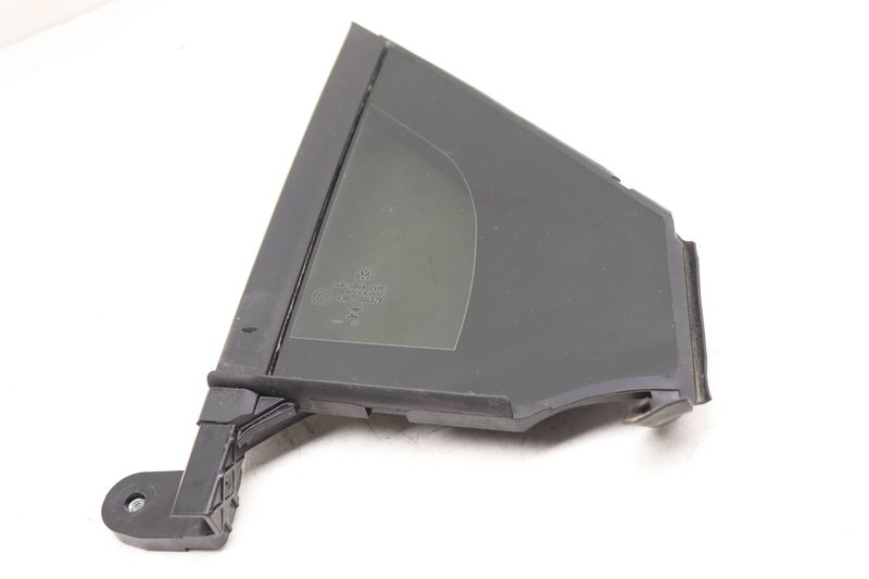 Door Vent Glass / Window 11A845114B — Used (SKU 551404)