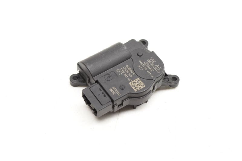 HVAC Flap / Servo Air Motor / Actuator 2Q0907511E — Used (SKU 551272)