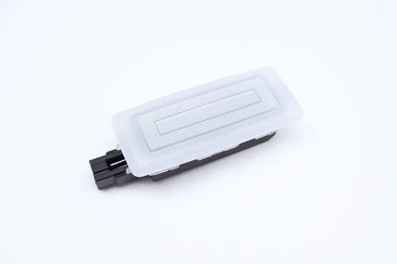 Sun Visor Vanity Overhead Light 10A947109A — Used (SKU 691597)