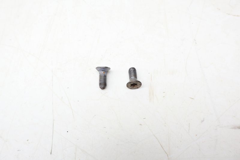M6X16 Brake Rotor Screw Bolt Set (2) N10648301 — Used (SKU 692098)