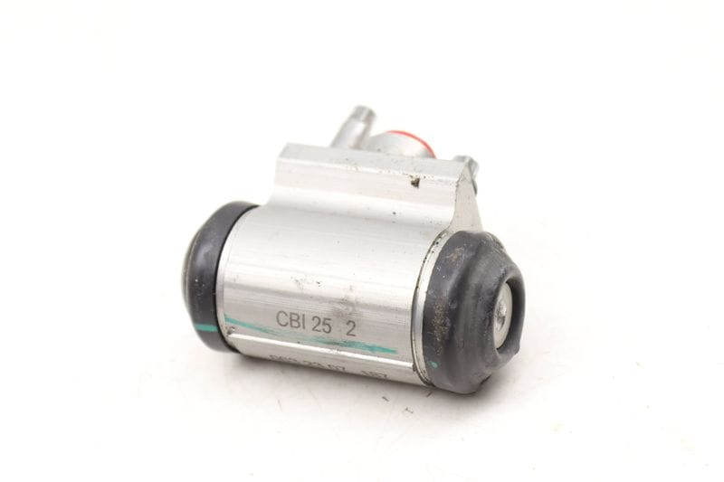 Drum Brake Wheel Cylinder 1EA611053F — Used (SKU 551623)