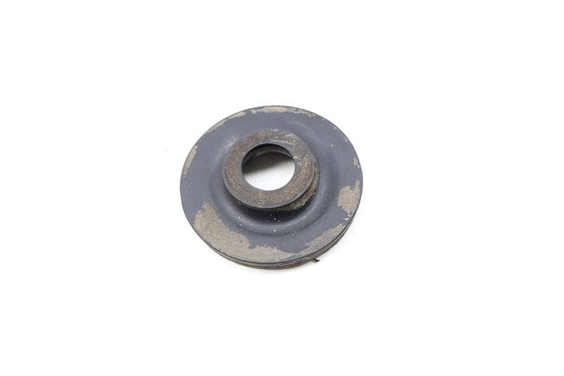 Upper Spring Rubber Mount 1EK512149 — Used (SKU 691952)