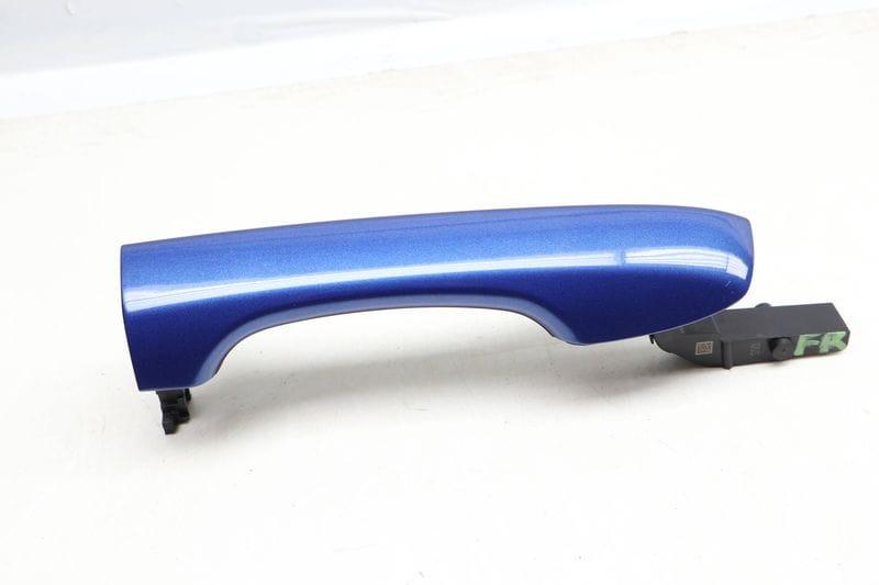 Exterior Door Handle 17A837206B — Used (SKU 632784)