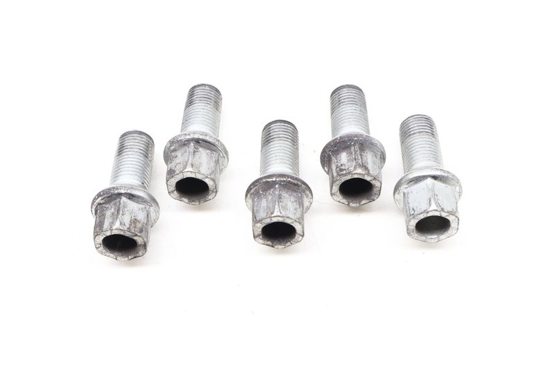 Wheel Bolt / Lug Nut Set (5) WHT001812 — Used (SKU 632942)