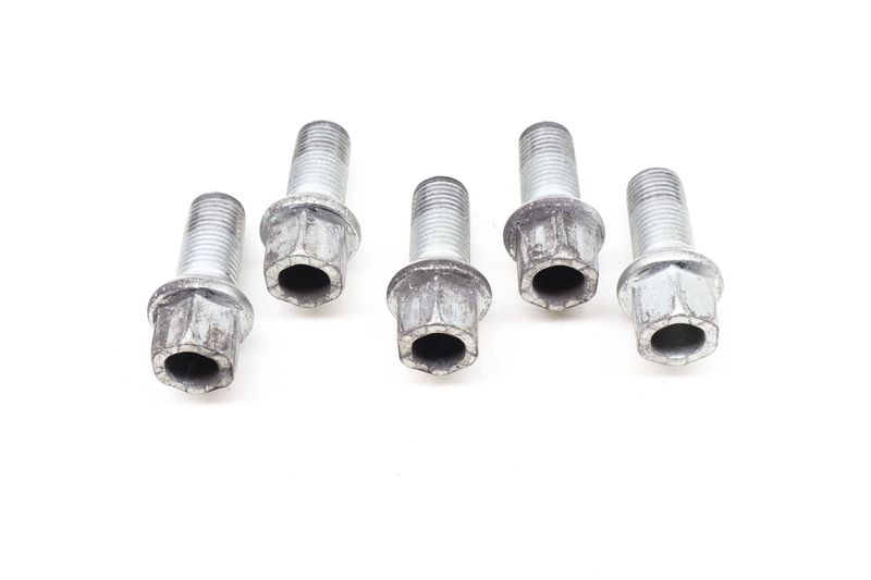 Wheel Bolt / Lug Nut Set (5) WHT001812 — Used (SKU 632943)