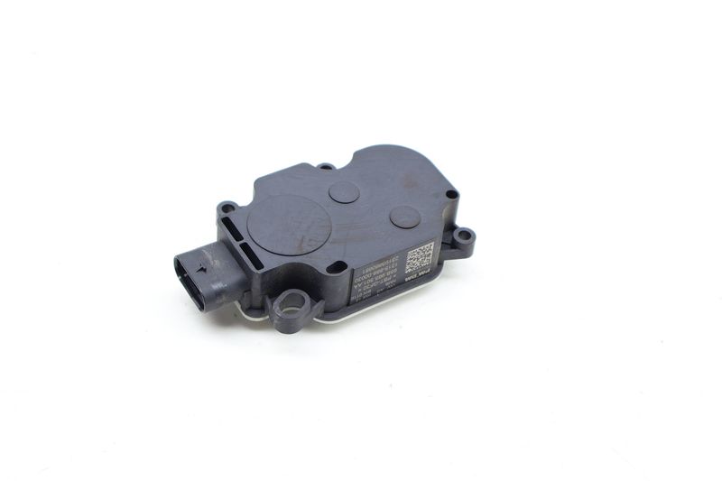 HVAC Flap / Servo Air Motor / Actuator 95B965501AA — Used (SKU 708634)