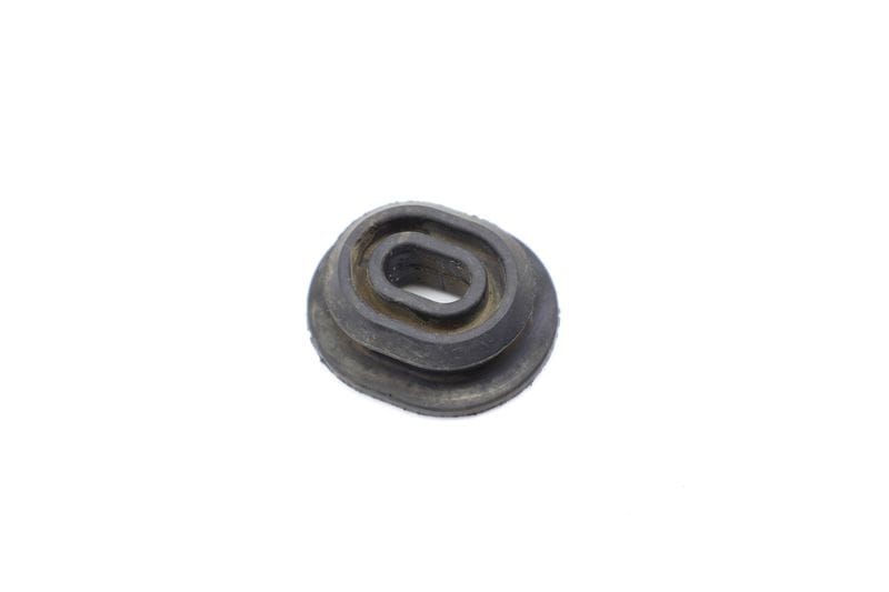 Lower Radiator Rubber Mount 1K0121367F — Used (SKU 708653)