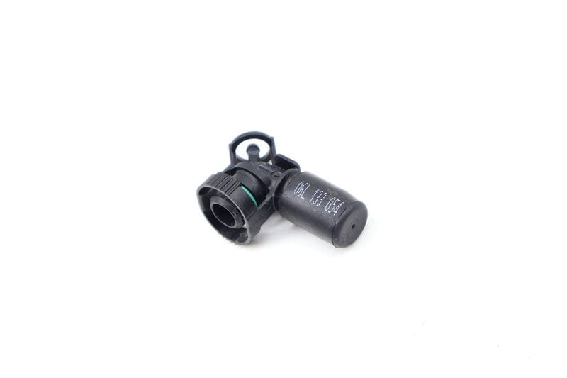 Quick Coupling Hose Adapter 06L133054 — Used (SKU 708687)