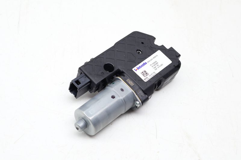 Sunroof / Sun Roof Motor 5TA877795 — Used (SKU 708524)