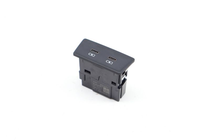 USB-C Port / Voltage Transformer 8Y0035954 — Used (SKU 708629)