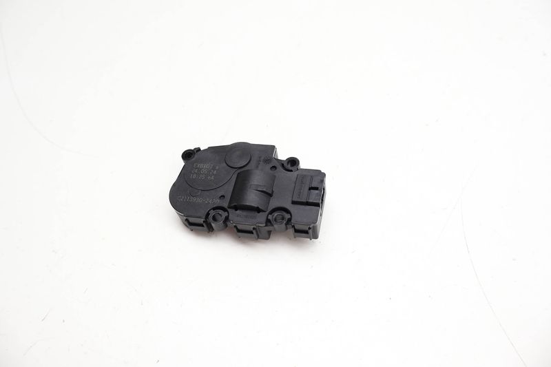 HVAC Flap / Servo Air Motor / Actuator 64119384023 — Used (SKU 729534)