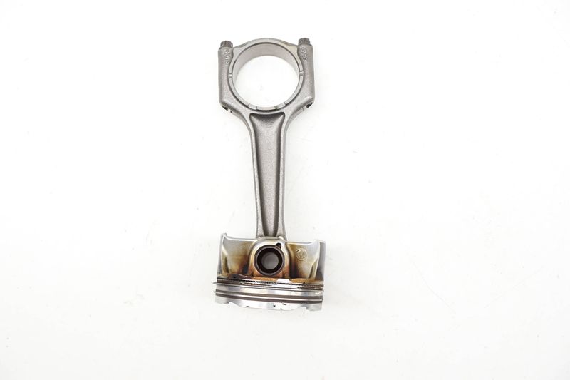 Piston w/ Connecting Rod 11258678934 — Used (SKU 730009)