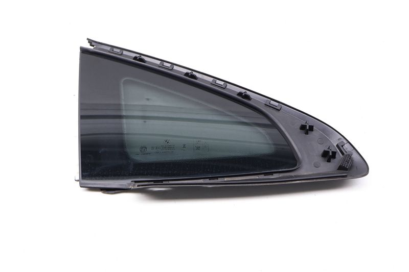 Quarter Window Glass 51377483157 — Used (SKU 729792)