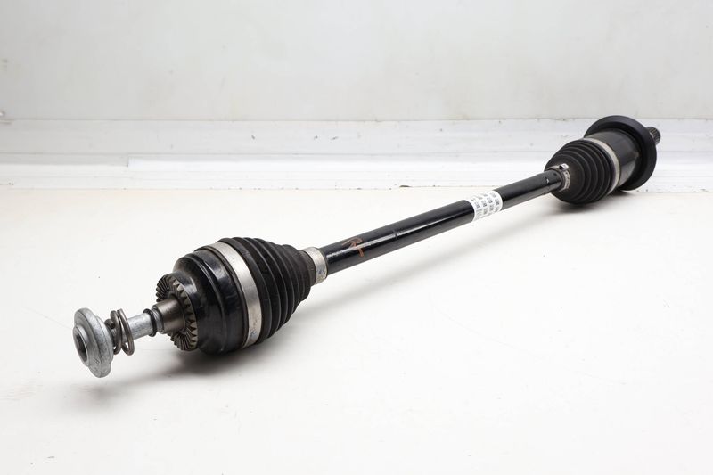 CV Axle Shaft 33207646867 — Used (SKU 729915)
