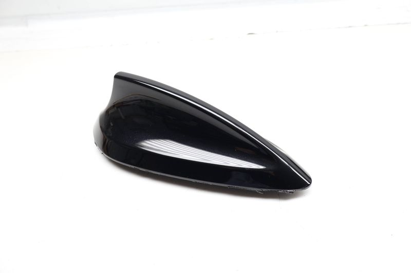 Shark Fin Cover / Roof Antenna Housing 9364615 — Used (SKU 729432)