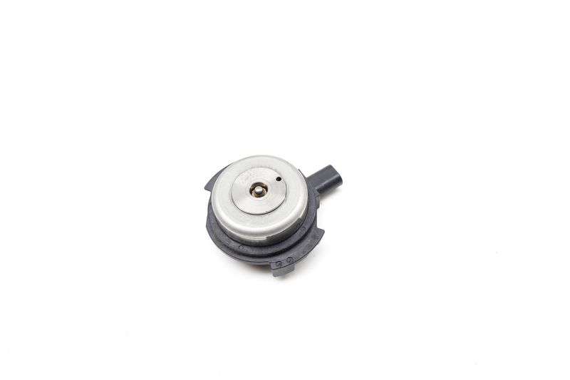 Vanos Solenoid Valve 11367614288 — Used (SKU 729752)