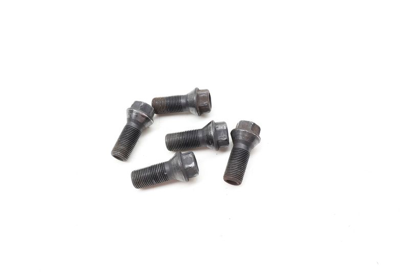 Wheel Bolt / Lug Nut Set (5) 36136890324 — Used (SKU 729600)