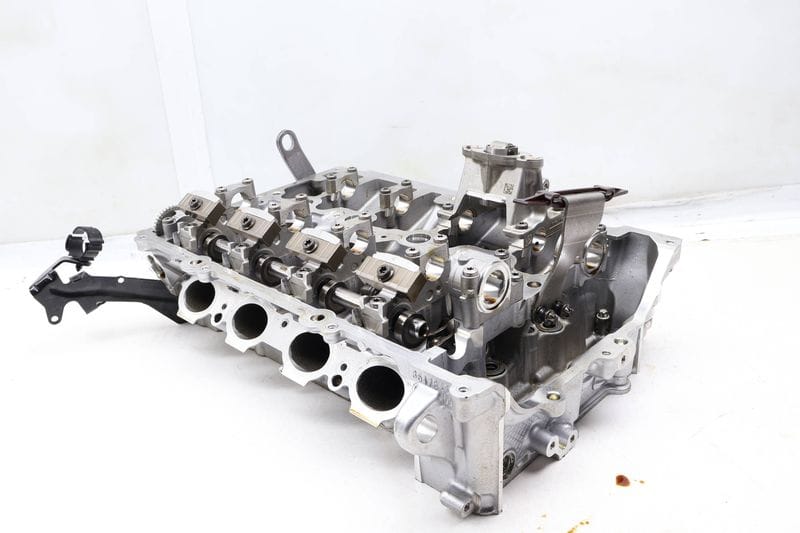 Engine Cylinder Head 11121019167 — Used (SKU 657770)
