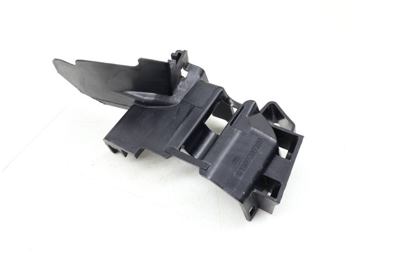 Exterior Door Handle Bracket 51217409581 — Used (SKU 658022)