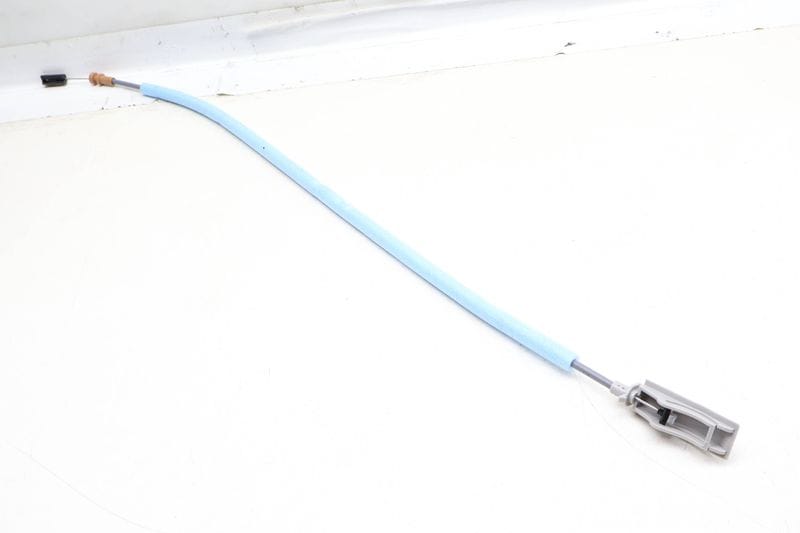 Interior Door Handle Release / Bowden Cable 51217409277 — Used (SKU 657667)