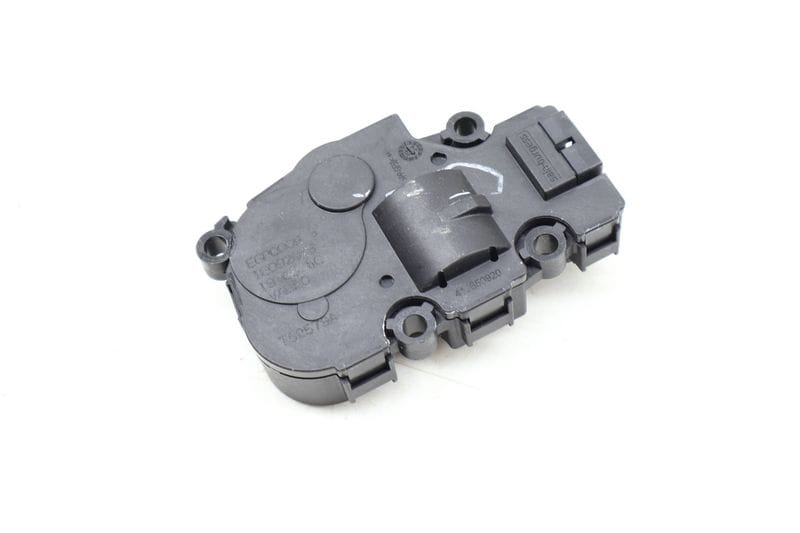 HVAC Flap / Servo Air Motor / Actuator 64119384023 — Used (SKU 657966)