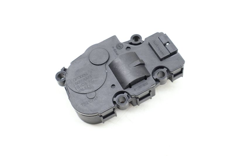 HVAC Flap / Servo Air Motor / Actuator 64119384023 — Used (SKU 657967)