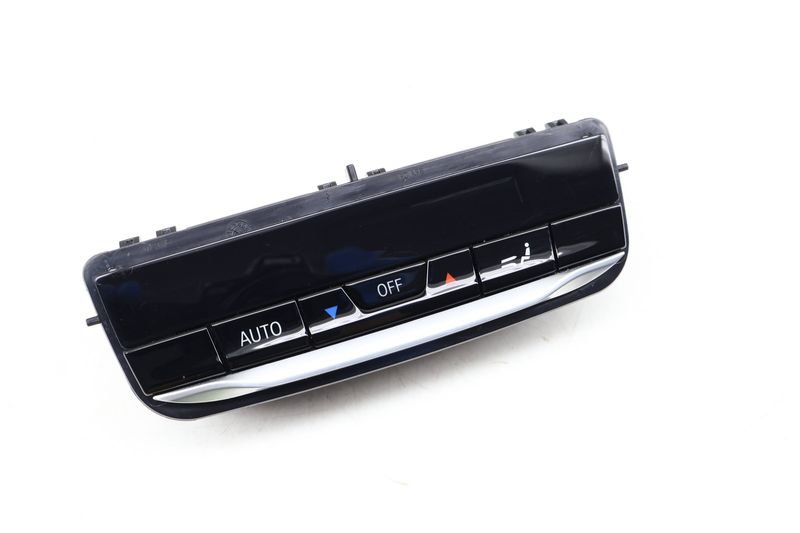 AC Climate Control / Temp Unit 5A3BBF2 — Used (SKU 658021)