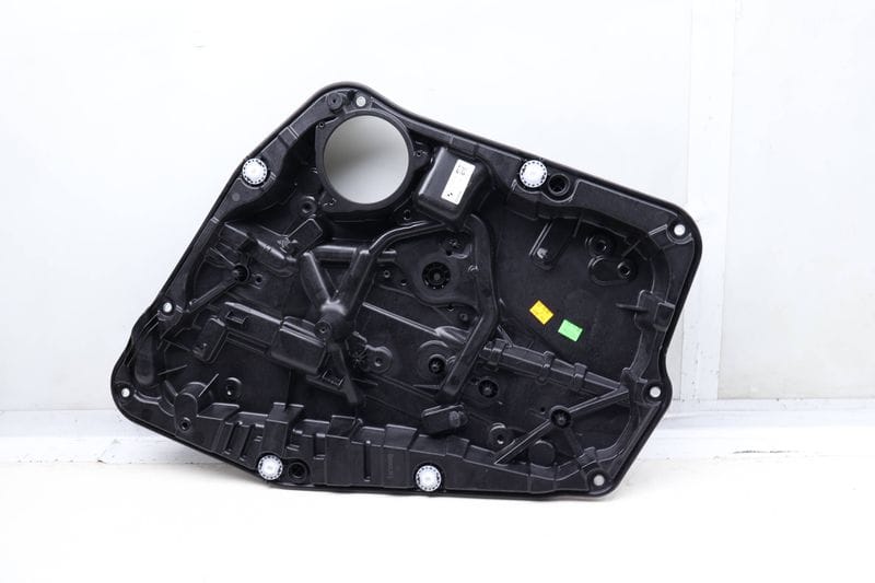 Door Panel / Window Regulator Assembly 7393459 — Used (SKU 658108)