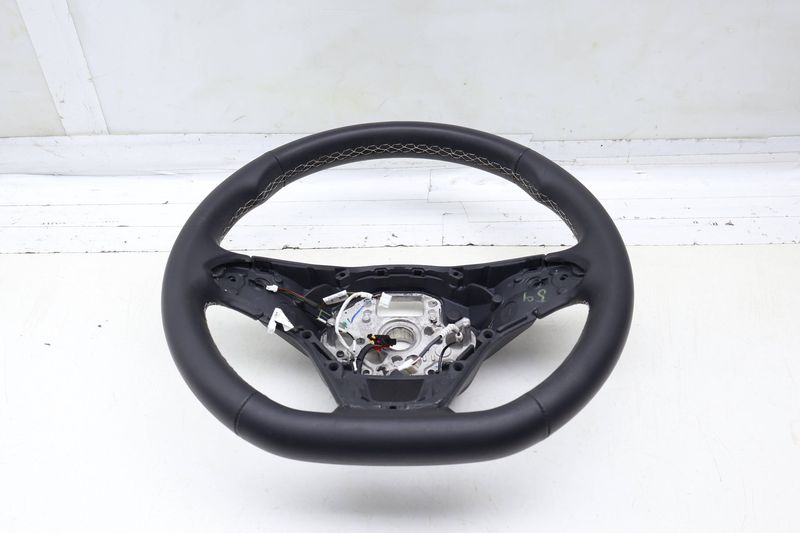 3-SPOKE Steering Wheel 2GJ419089DH — Used (SKU 703282)