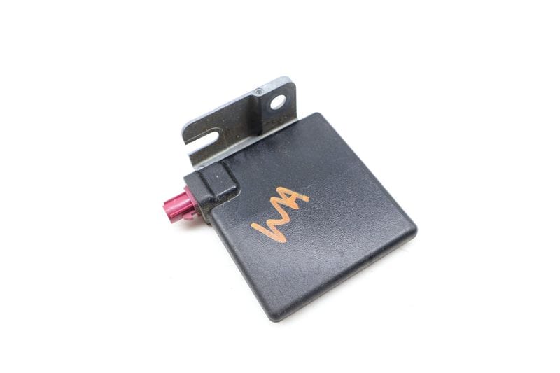 Antenna Booster 3G9035534 — Used (SKU 703044)