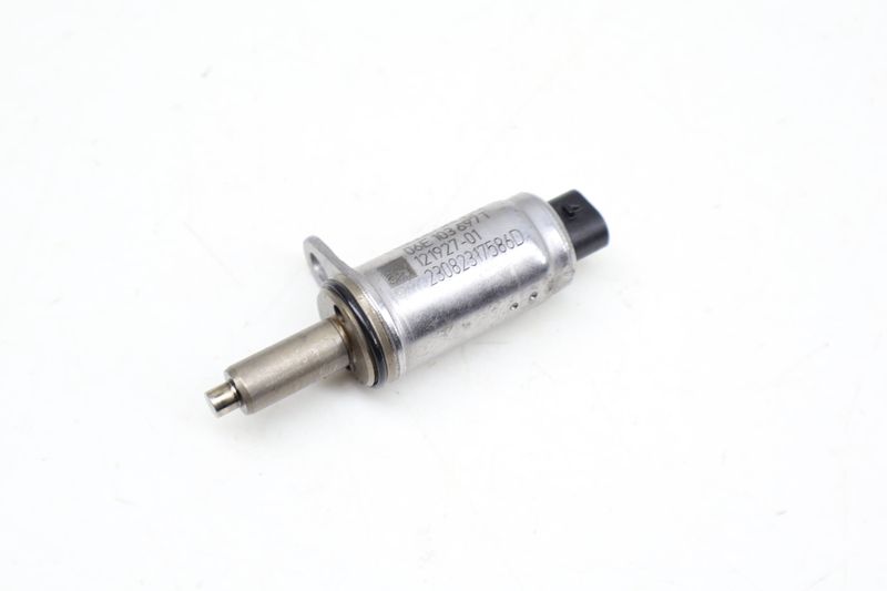 Cam Valve / Camshaft Adjustment Solenoid 06E103697T — Used (SKU 703204)