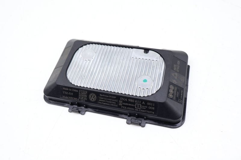 Cell Phone Wireless Charging Dock 5NA980611A — Used (SKU 703056)