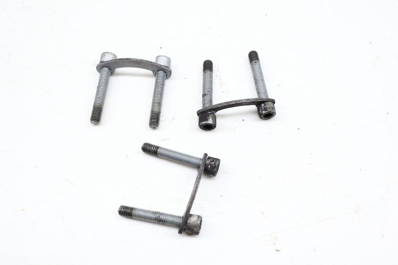 CV Axle Flange Bolt Set N91108201 — Used (SKU 703444)