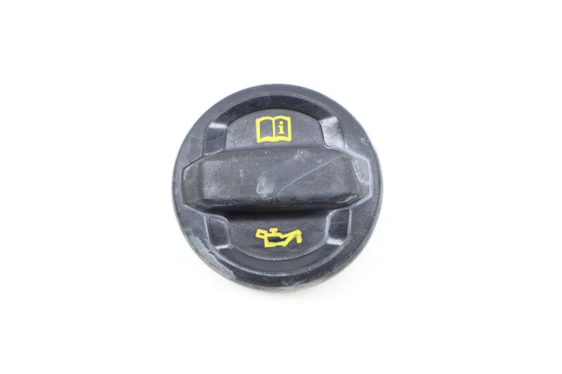 Engine Oil Cap 06Q103485E — Used (SKU 703192)