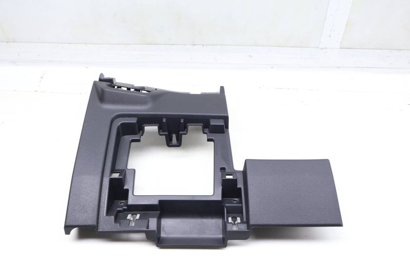 Dash Knee Panel 3CN858365D — Used (SKU 703014)