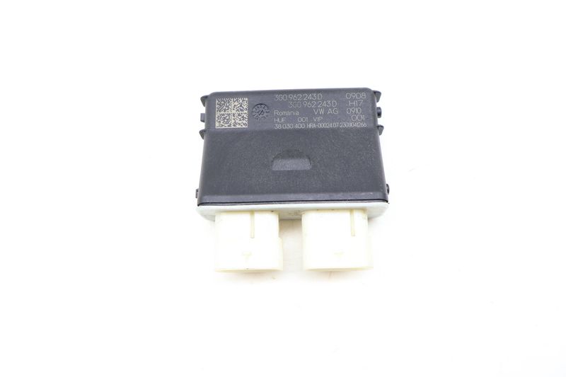 Power Trunk / Hatch Module 3G0962243D — Used (SKU 703042)