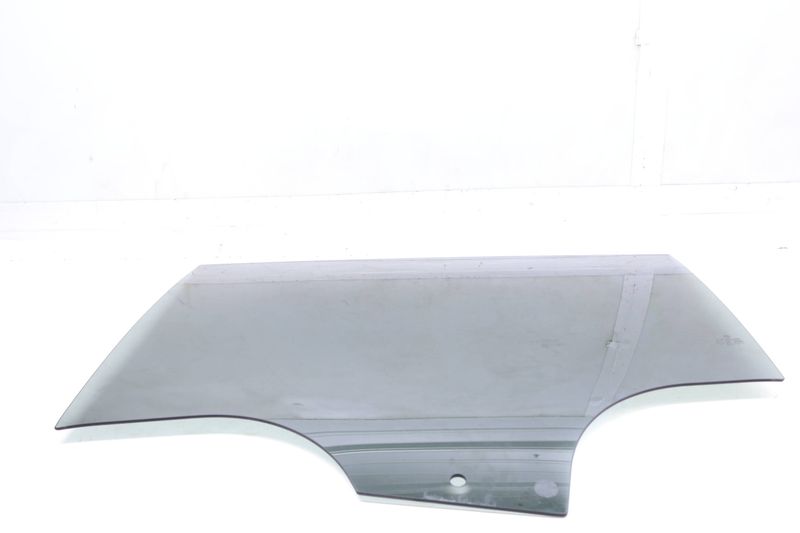 Door Window Glass 3CC845025 — Used (SKU 703565)