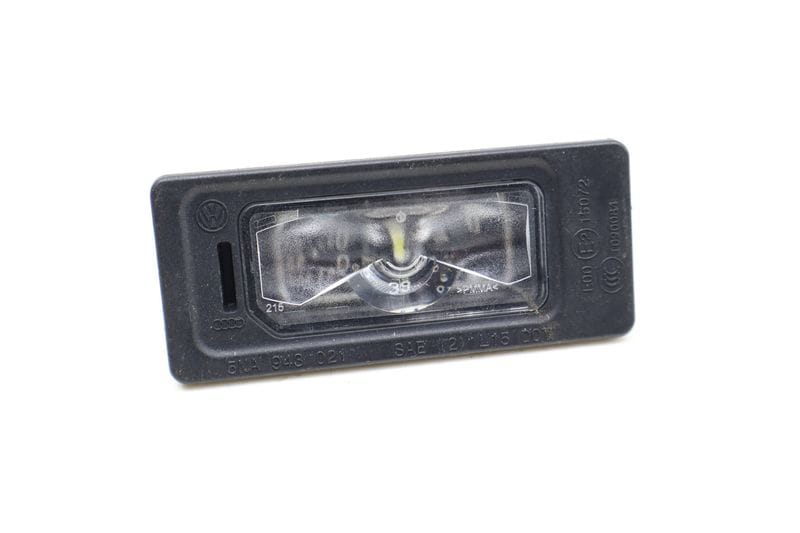 License Plate Light 5NA943021 — Used (SKU 703123)