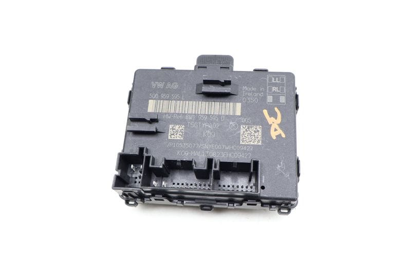 Door / Window Control Module 5Q0959595L — Used (SKU 703033)