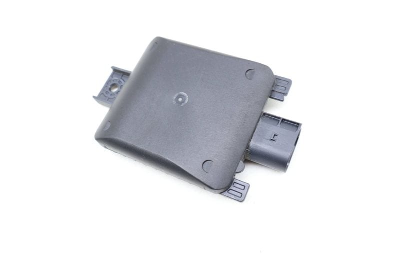 Lane Change Assist Module (MASTER) 2Q0907686G — Used (SKU 703037)