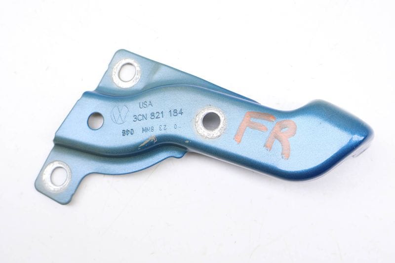 Upper Fender Mount Bracket 3CN821184 — Used (SKU 703268)