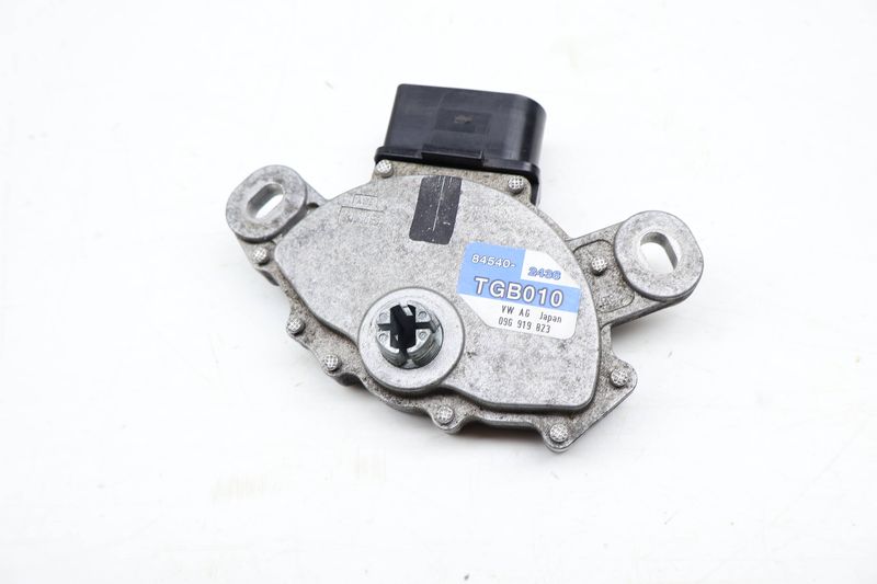 Transmission Gear Position Switch 09G919823 — Used (SKU 703050)