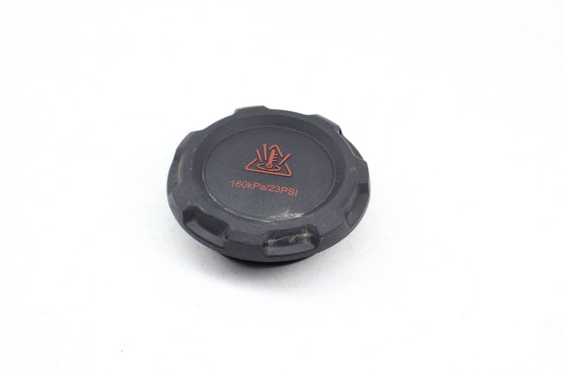 Coolant Reservoir / Bottle / Tank Cap 2Q0121321A — Used (SKU 670884)
