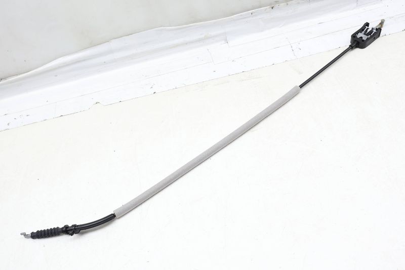 Exterior Door Handle Release / Bowden Cable 2GJ837017 — Used (SKU 670966)